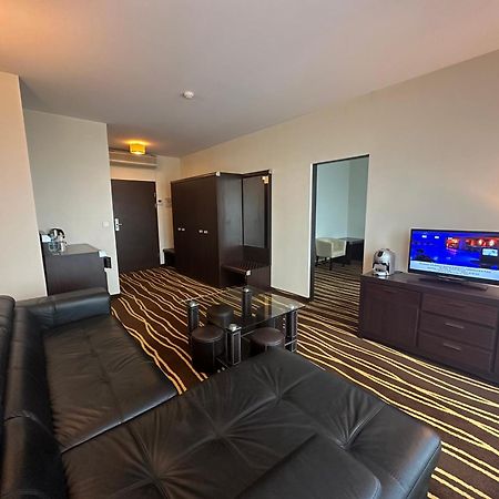 Hotel Business Faltom Gdynia روميا المظهر الخارجي الصورة