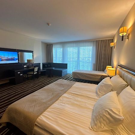 Hotel Business Faltom Gdynia روميا المظهر الخارجي الصورة