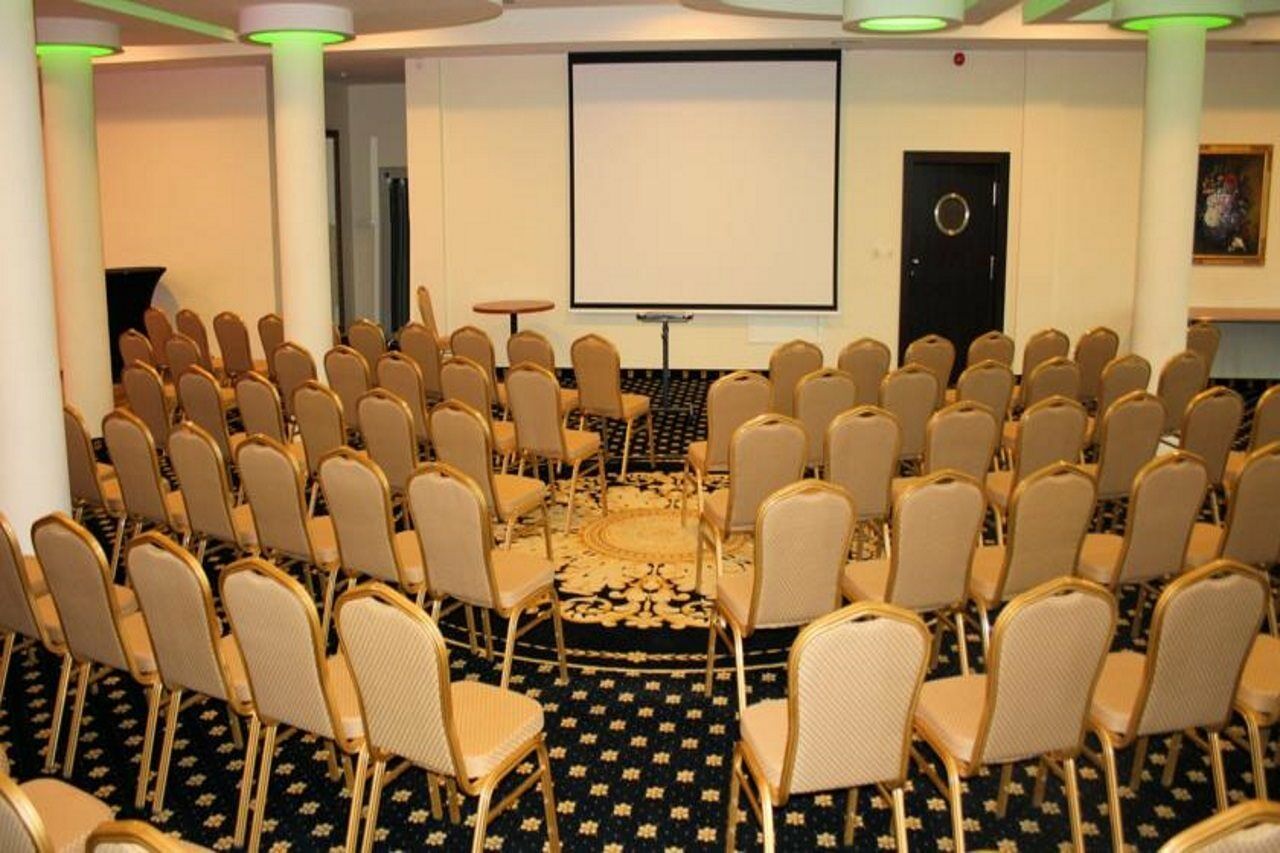 Hotel Business Faltom Gdynia روميا المظهر الخارجي الصورة