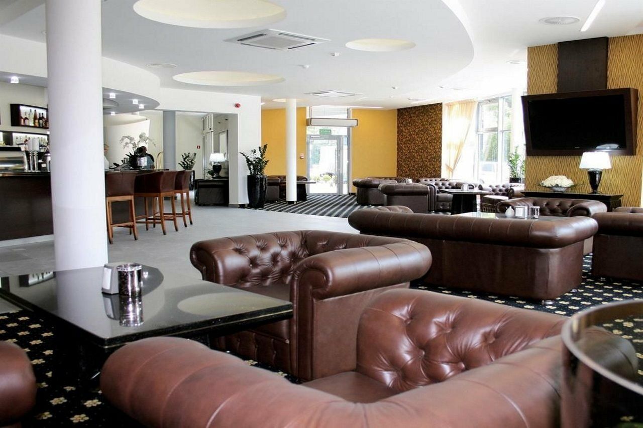 Hotel Business Faltom Gdynia روميا المظهر الخارجي الصورة